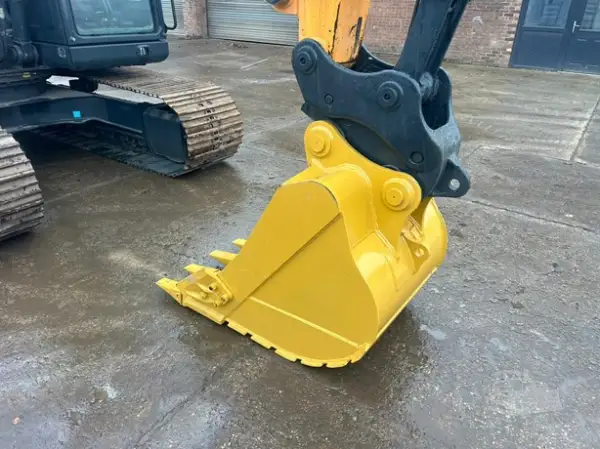 Click Here To Enlarge This Photo Of 2019 HYUNDAI HX140L