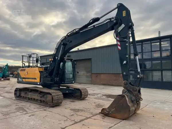 Click Here To Enlarge This Photo Of 2022 HYUNDAI HX210AL