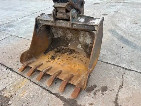 Click Here To Enlarge This Photo Of 2022 HYUNDAI HX210AL