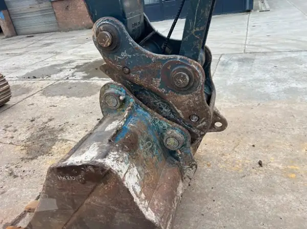 Click Here To Enlarge This Photo Of 2022 HYUNDAI HX210AL