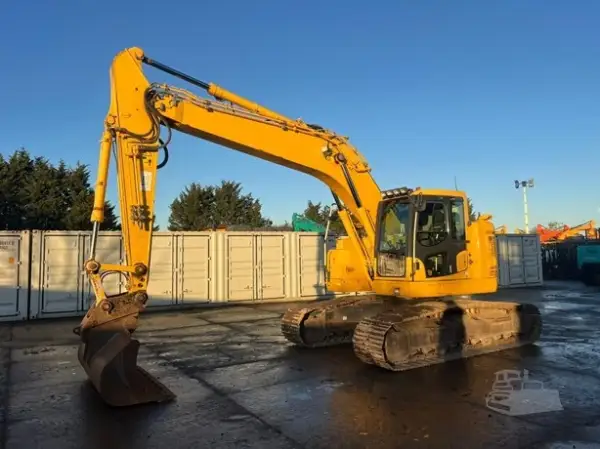 Click Here To Enlarge This Photo Of 2020 KOMATSU PC228US LC-11