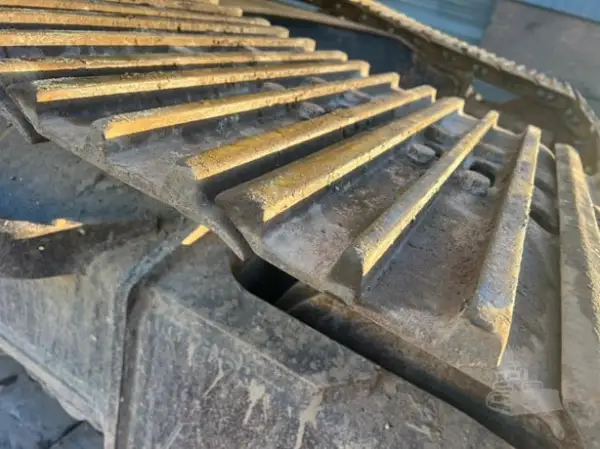 Click Here To Enlarge This Photo Of 2020 KOMATSU PC228US LC-11