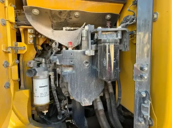 Click Here To Enlarge This Photo Of 2020 KOMATSU PC228US LC-11