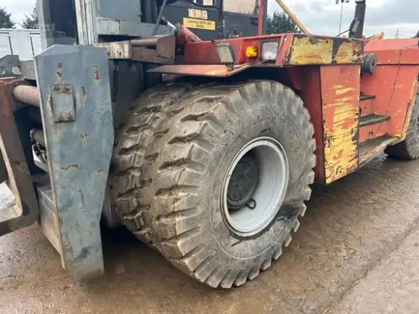 Click Here To Enlarge This Photo Of 1995 LANSING LINDE H280