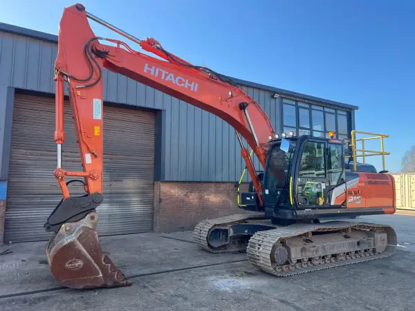 Click Here To Enlarge This Photo Of Hitachi ZX 210 LC-7