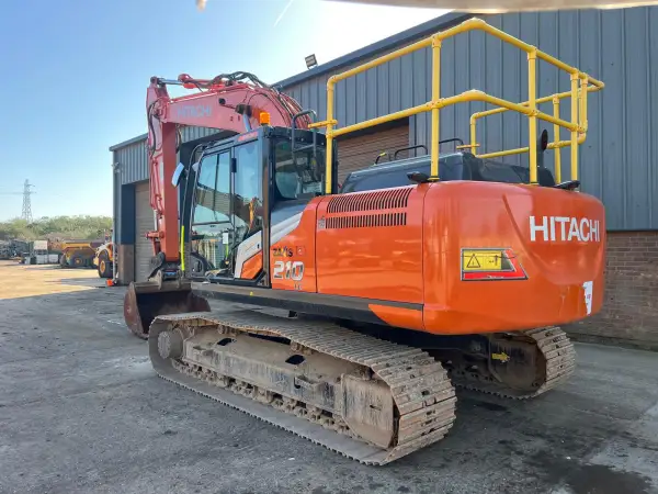 Click Here To Enlarge This Photo Of Hitachi ZX 210 LC-7