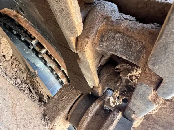 Click Here To Enlarge This Photo Of Hitachi ZX 210 LC-7