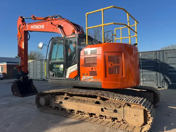 Click Here To Enlarge This Photo Of Hitachi ZX 225 US LC-7