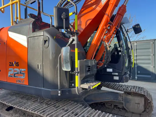 Click Here To Enlarge This Photo Of Hitachi ZX 225 US LC-7