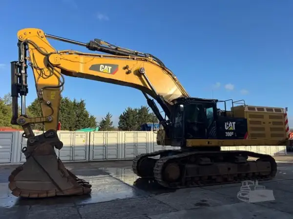 Click Here To Enlarge This Photo Of 2017 CATERPILLAR 390FL