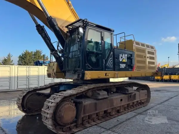 Click Here To Enlarge This Photo Of 2017 CATERPILLAR 390FL