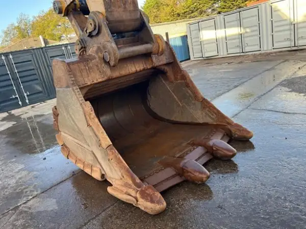 Click Here To Enlarge This Photo Of 2017 CATERPILLAR 390FL