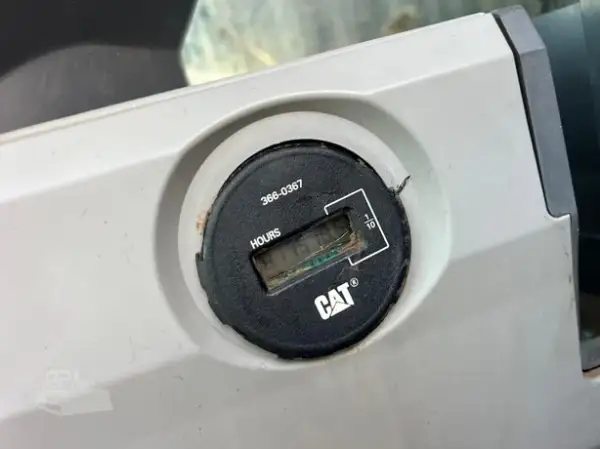 Click Here To Enlarge This Photo Of 2017 CATERPILLAR 390FL