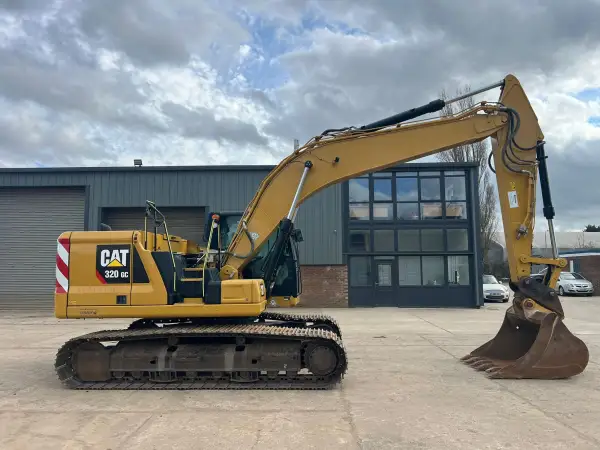 2019 CATERPILLAR 320 GC EXCAVATOR