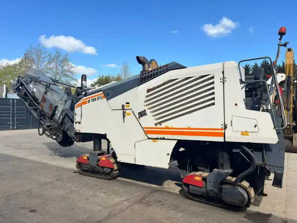 Click Here To Enlarge This Photo Of 2015 Wirtgen W100CFi Milling machine&comma; 5286 hours