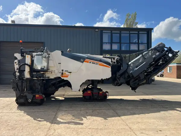 2015 Wirtgen W100CFi Milling machine&comma; 5286 hours