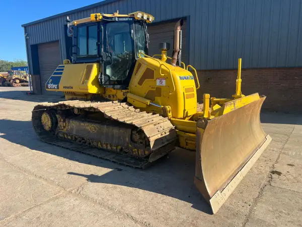 Click Here To Enlarge This Photo Of 2018 Vogele S1803-3i Paver&comma; 5430 hours