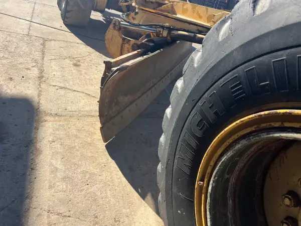 Click Here To Enlarge This Photo Of 1980 Caterpillar 14G Motor Grader