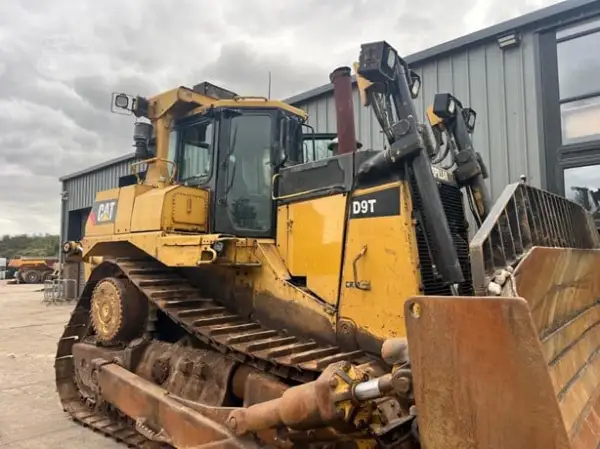 Click Here To Enlarge This Photo Of 2009 CATERPILLAR D9T