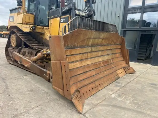 Click Here To Enlarge This Photo Of 2009 CATERPILLAR D9T