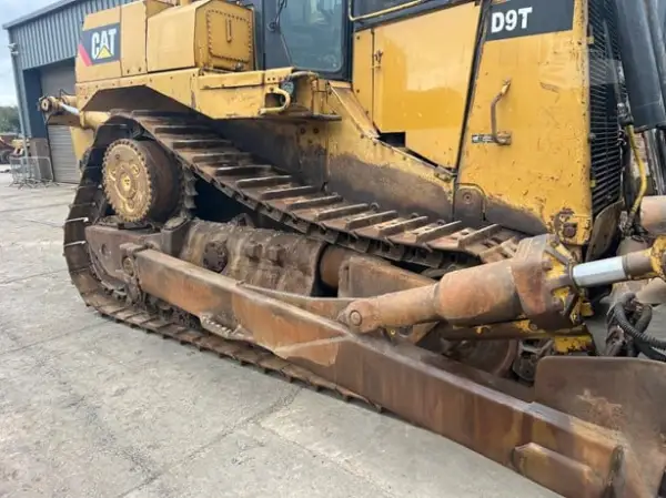 Click Here To Enlarge This Photo Of 2009 CATERPILLAR D9T