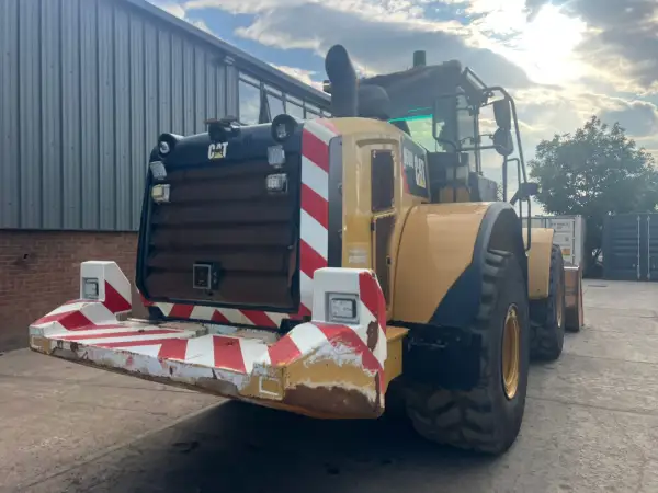 Click Here To Enlarge This Photo Of 2016 Caterpillar 966M Wheel loader
