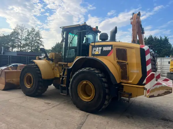Click Here To Enlarge This Photo Of 2016 Caterpillar 966M Wheel loader