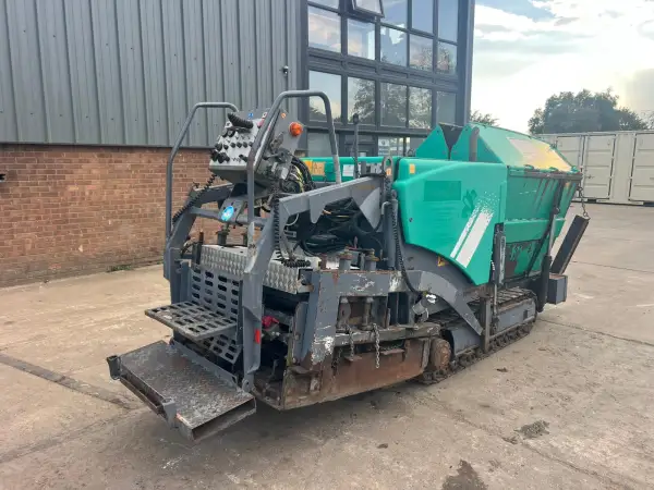Click Here To Enlarge This Photo Of 2007 Vogele S800 Paver