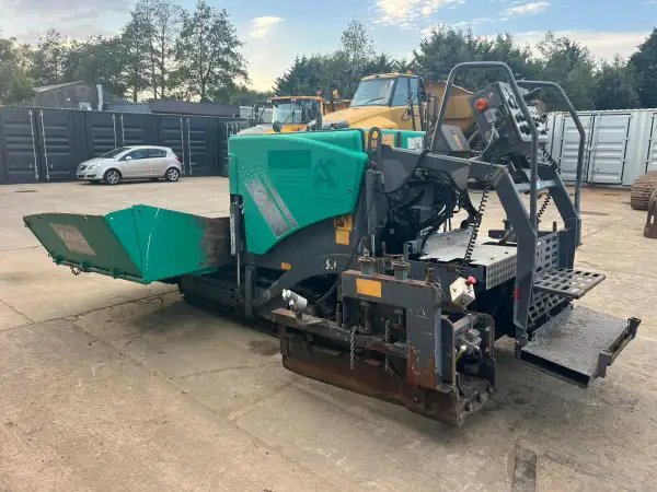 Click Here To Enlarge This Photo Of 2007 Vogele S800 Paver