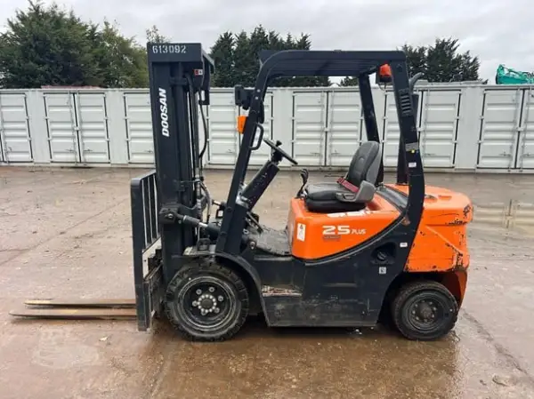 Click Here To Enlarge This Photo Of 2021 DOOSAN D25G PLUS