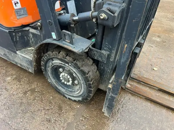 Click Here To Enlarge This Photo Of 2021 DOOSAN D25G PLUS