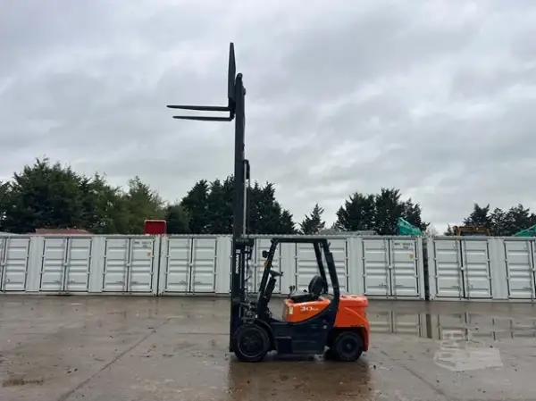 Click Here To Enlarge This Photo Of 2020 DOOSAN D30GP