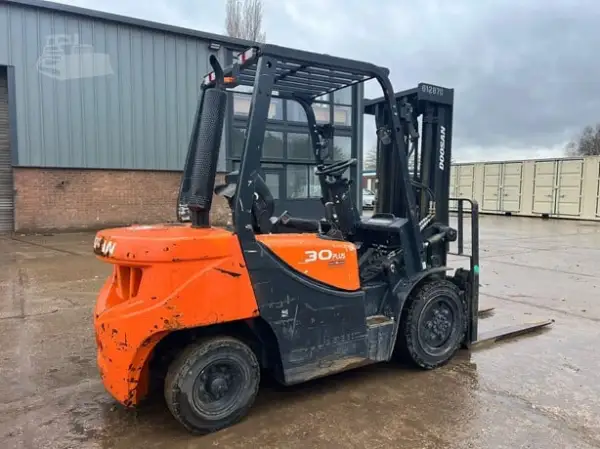 Click Here To Enlarge This Photo Of 2020 DOOSAN D30GP